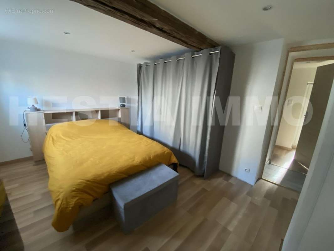 22 - Maison à MESANGER