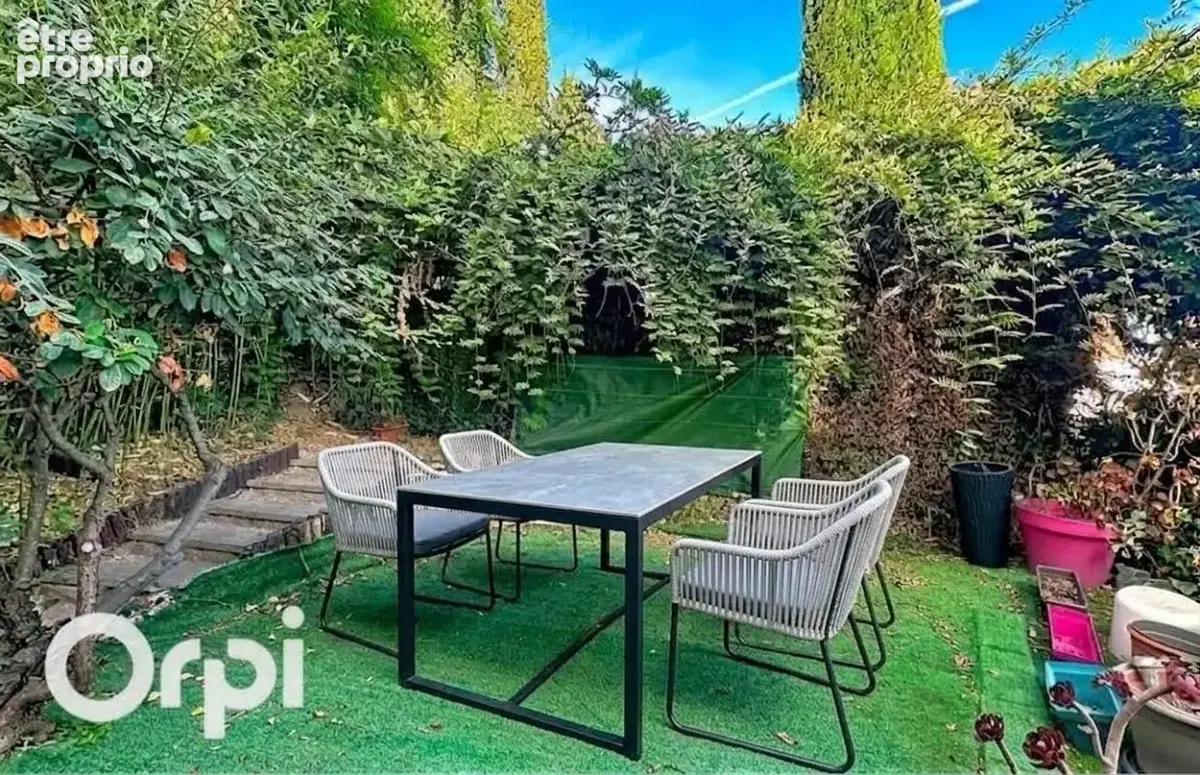 Photo Appartement à Villeneuve-Loubet au prix de 229 000€