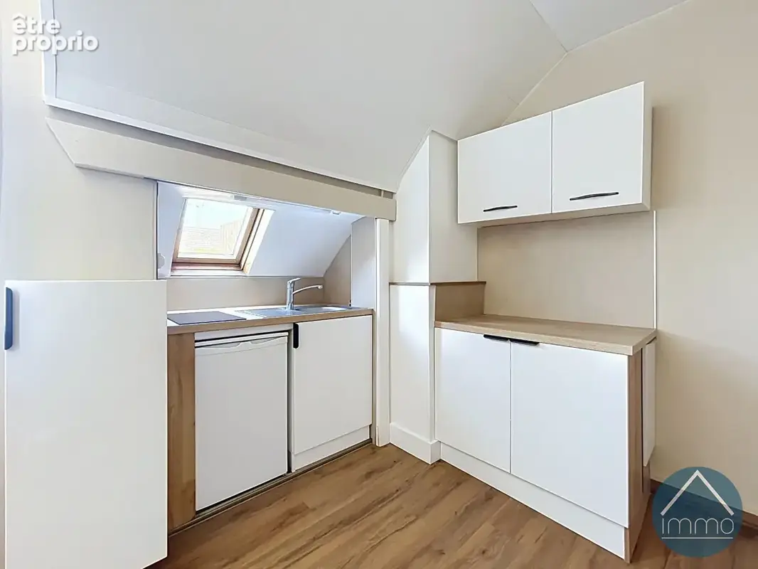 Appartement 2 pièces - 28.42m² - Cave - photo 2