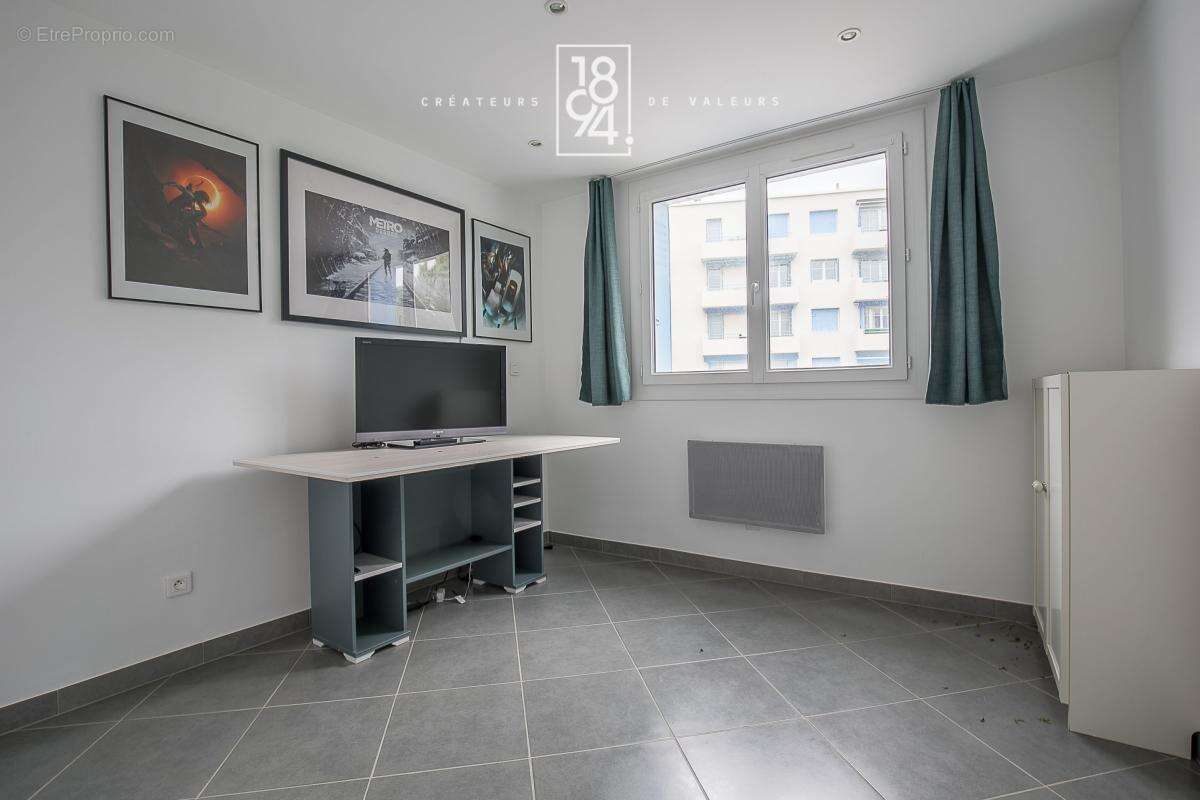 Appartement à MARSEILLE-12E
