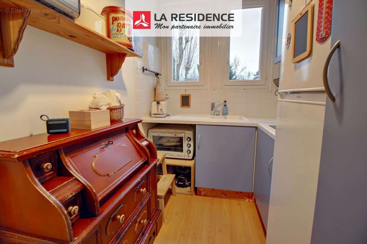 Appartement à LES CLAYES-SOUS-BOIS