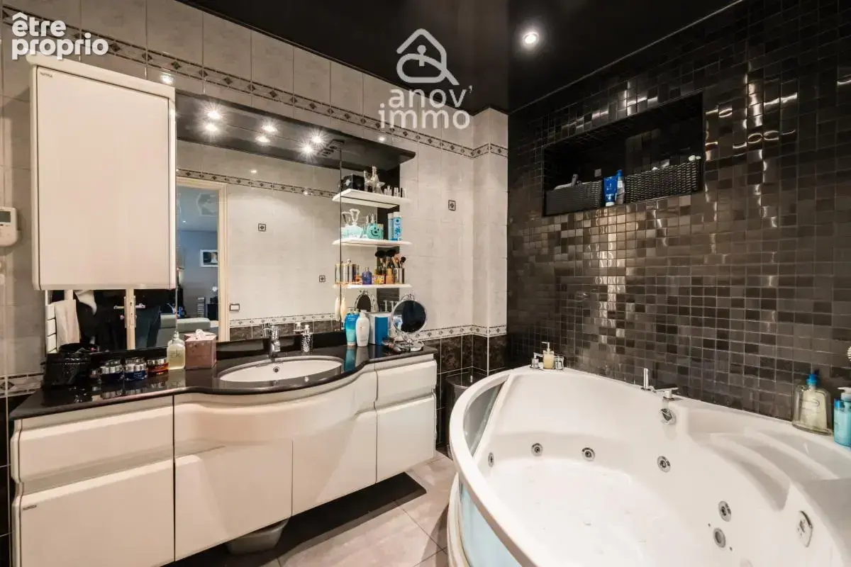 Maison 5 pièces 168m2 avec piscine sur une parcelle de 410m2 - photo 8