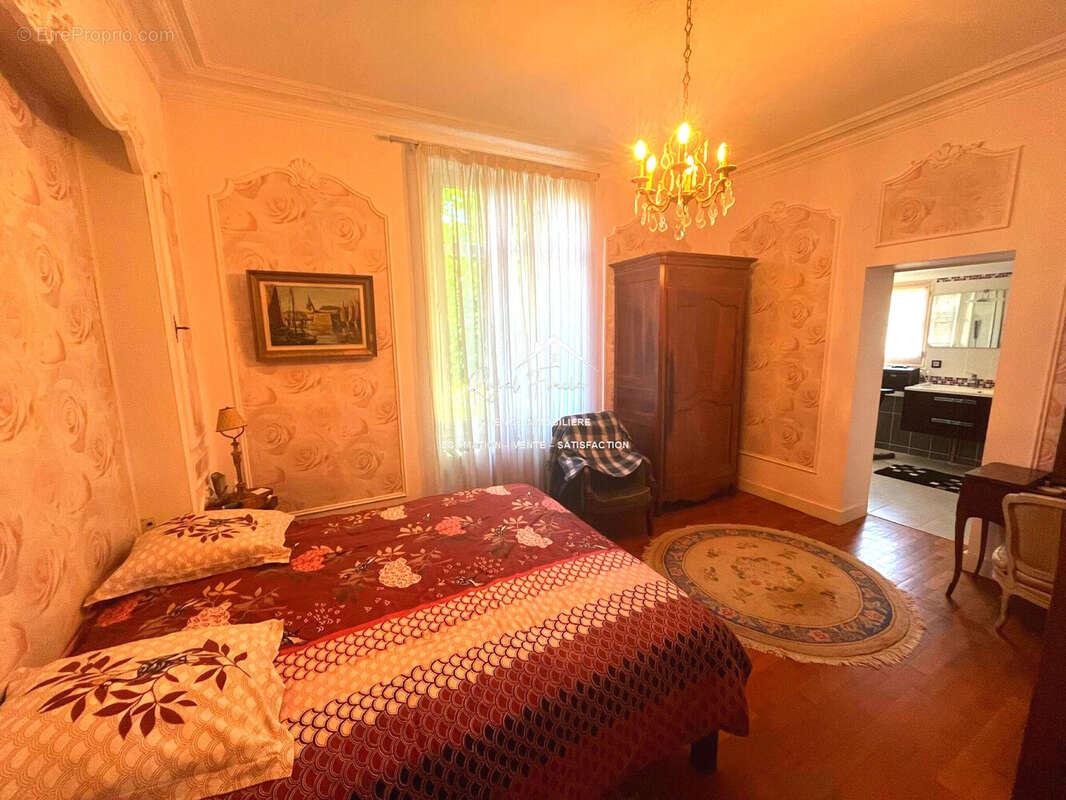 Suite parentale - Maison à PORT-DE-PILES