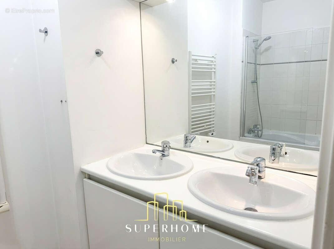 Appartement à MARSEILLE-8E