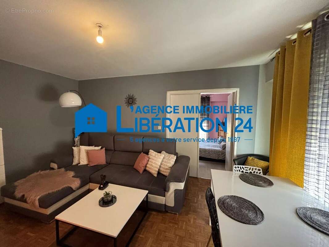 Appartement à SAINT-ETIENNE