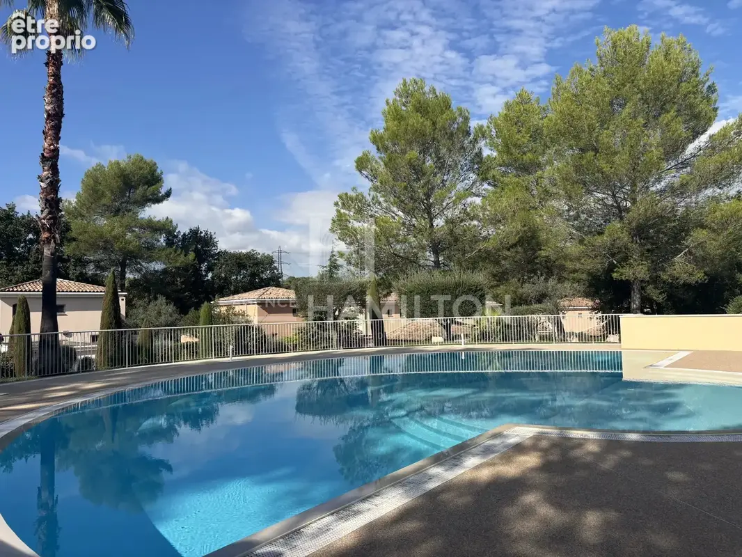 Domaine sécurisé à Mougins – 2 pieces, Terrasse 24 m², vue Domaine du golf, piscine  Copier le titre - photo 20
