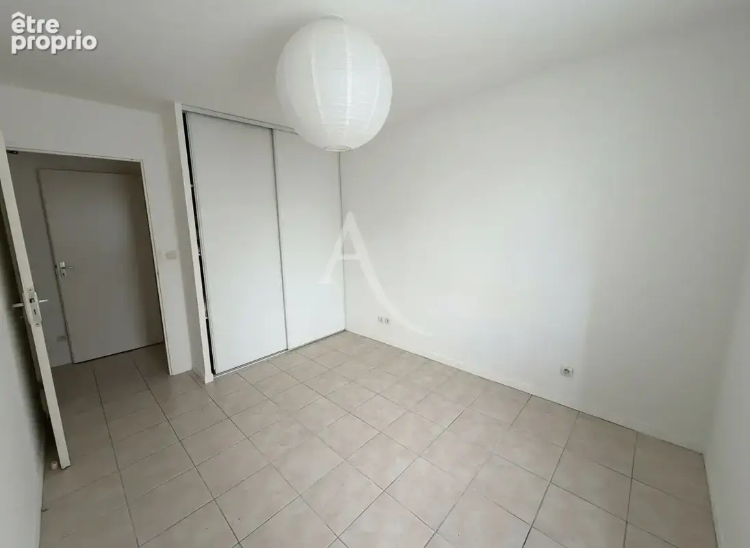Carcassonne, Appartement  avec jardin et place de parking - photo 5