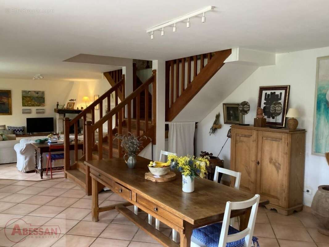 Maison à CORDES-SUR-CIEL