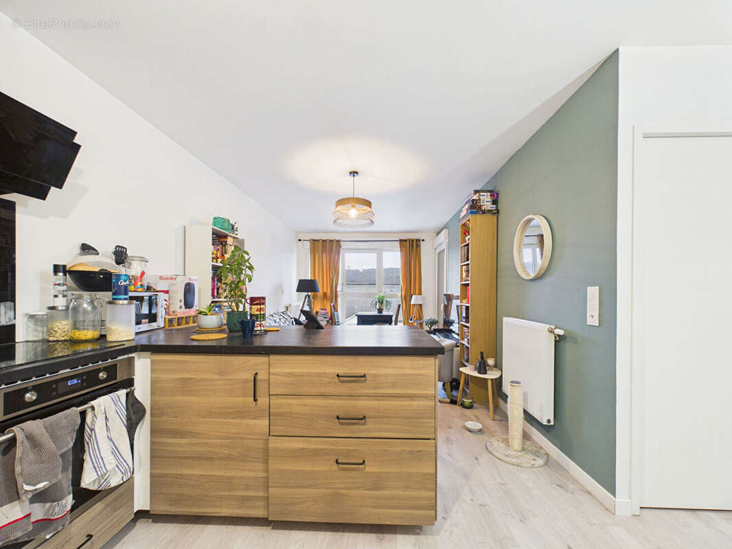 Appartement à DEVILLE-LES-ROUEN