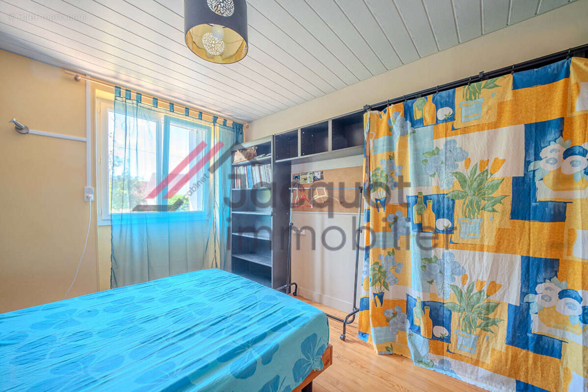 Maison à LONS-LE-SAUNIER