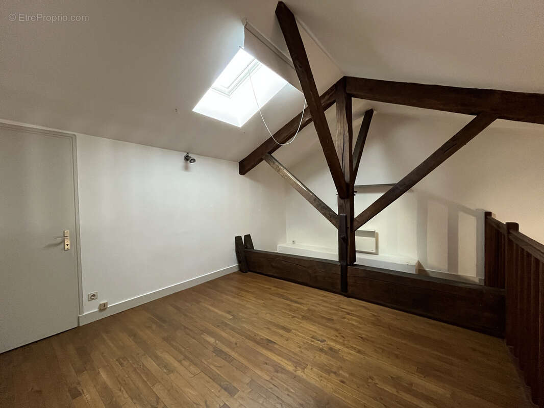 Appartement à RUELLE-SUR-TOUVRE