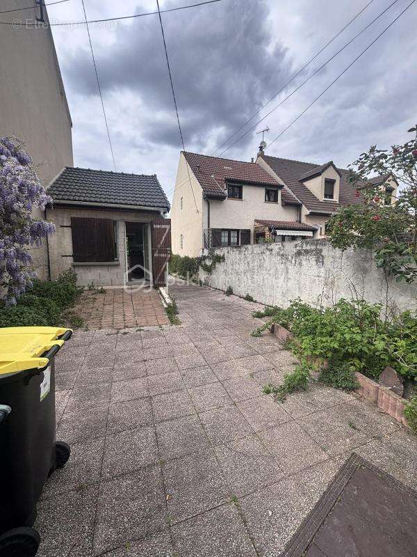 Maison à VILLEJUIF