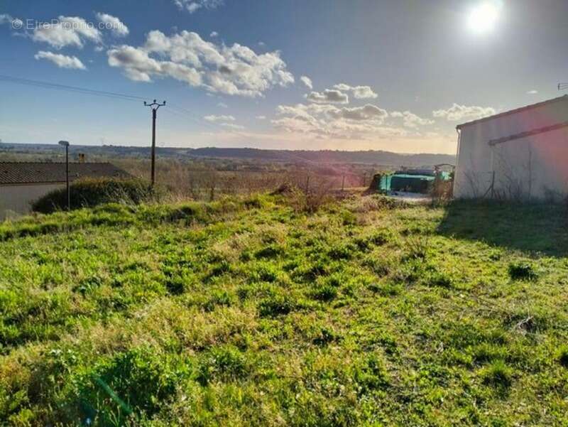 Terrain à GIGNAC