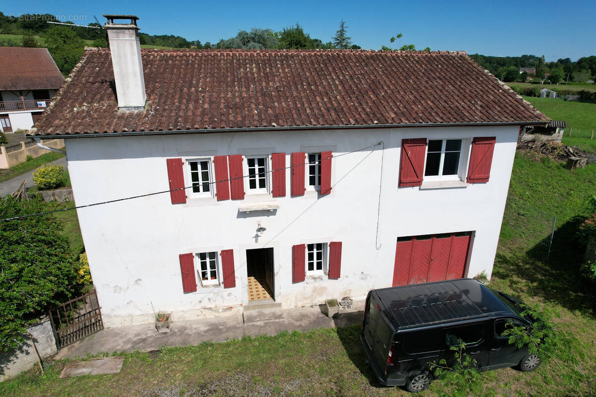 Maison à ESPES-UNDUREIN