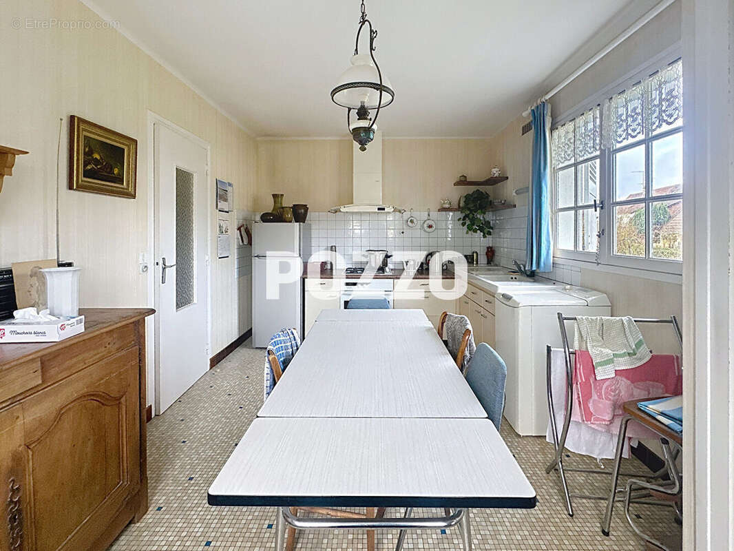 Maison à LE VAL-SAINT-PERE