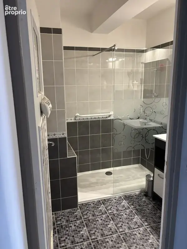 Appartement T3 de 76 M2 à la Seyne-sur-Mer - photo 9