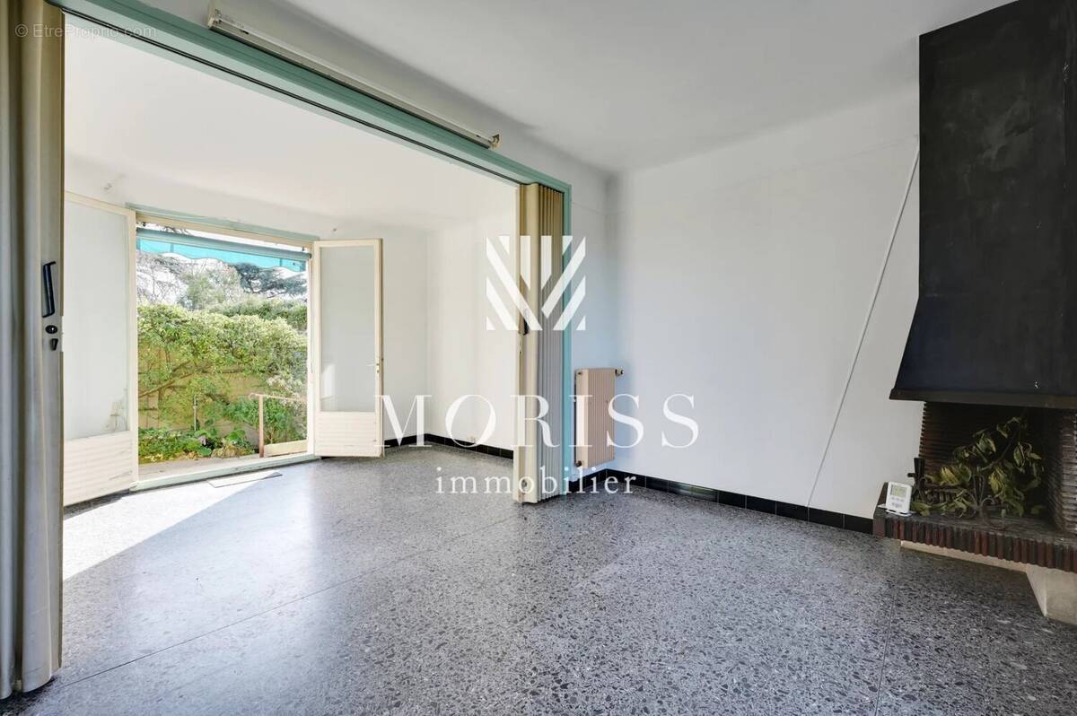 Maison à MONTIGNY-LES-CORMEILLES