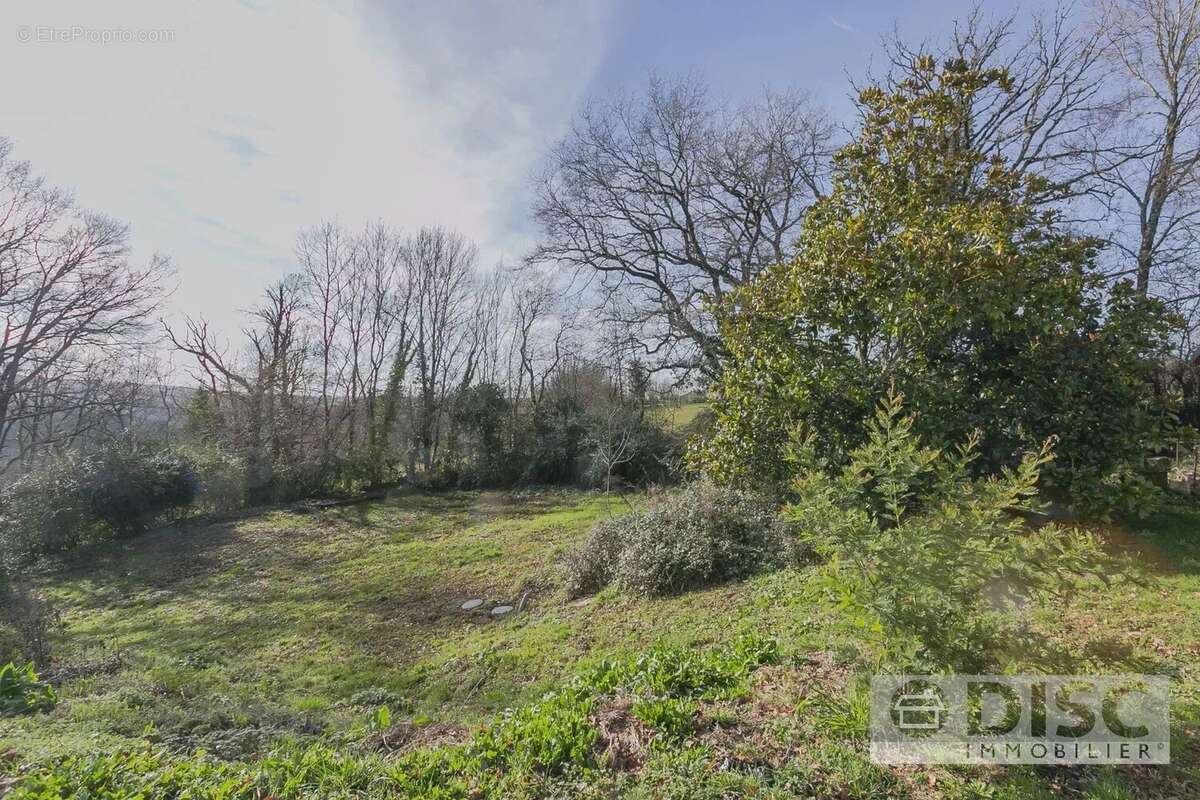 Maison à SAINT-ANDRE-DE-NAJAC