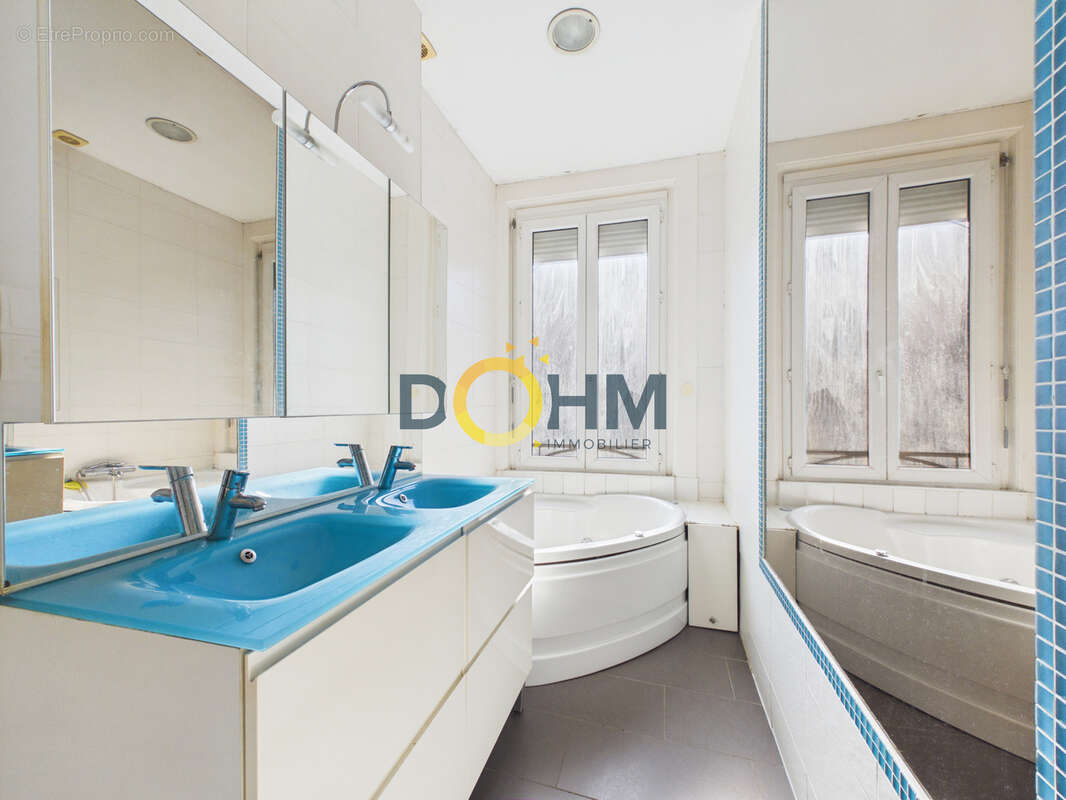 Appartement à SAINT-ETIENNE