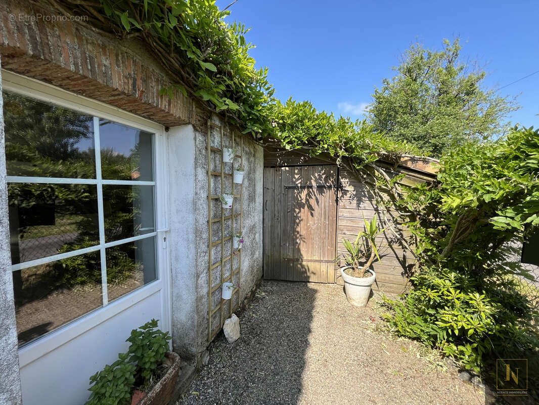 Maison à FROSSAY