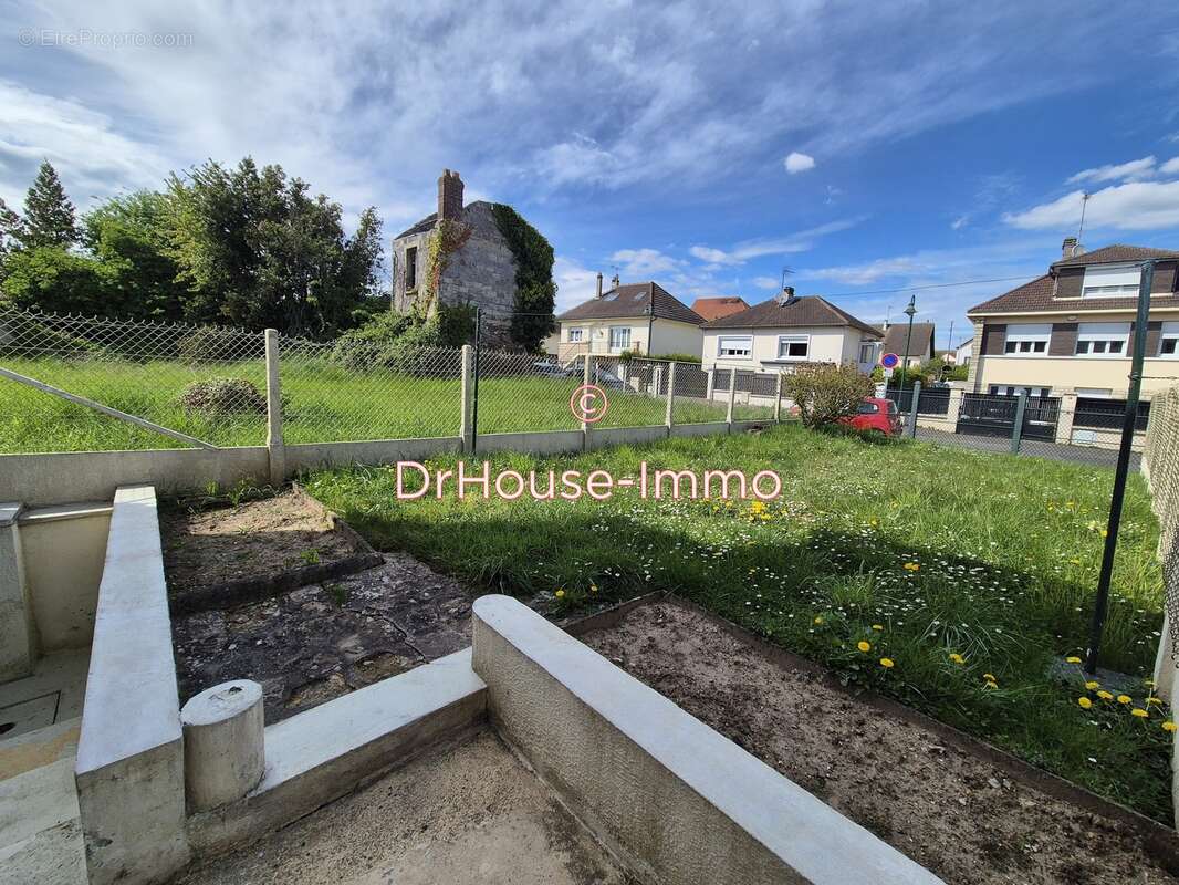 Maison à MANTES-LA-VILLE