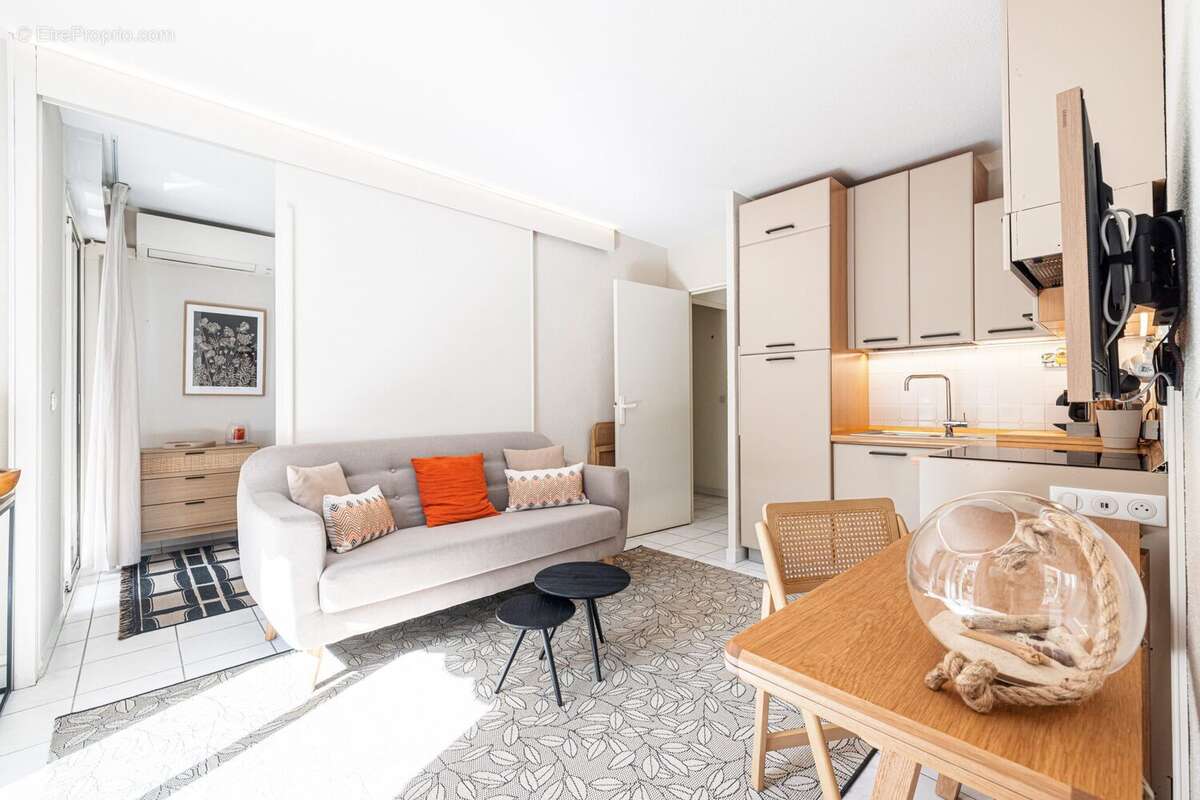 Appartement à ROQUEBRUNE-CAP-MARTIN