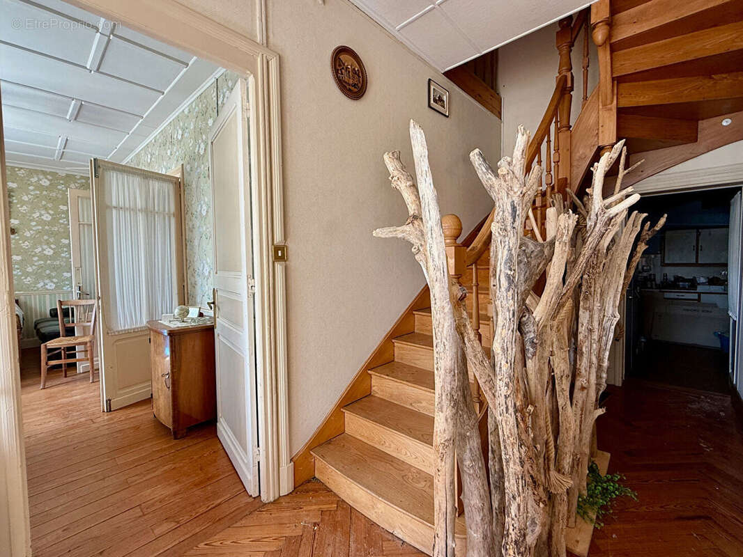 Maison à SAINT-PORCHAIRE