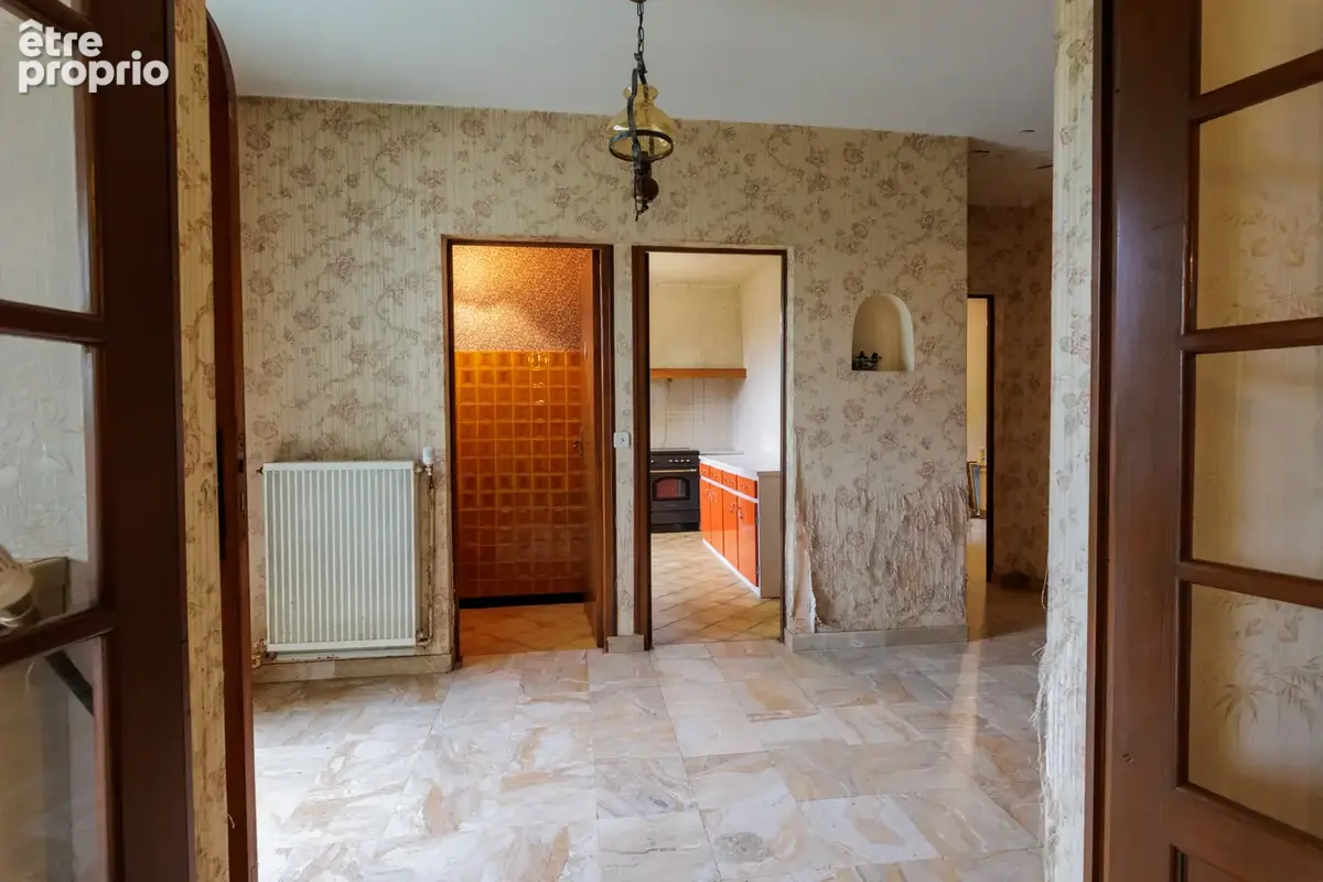À vendre à Saint-Prest grande maison 125 m2 a rénover - photo 3