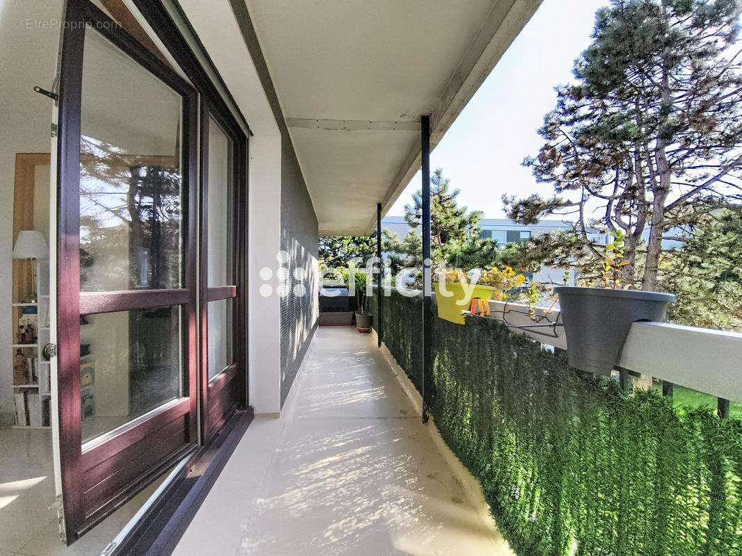 Appartement à SAINT-GRATIEN