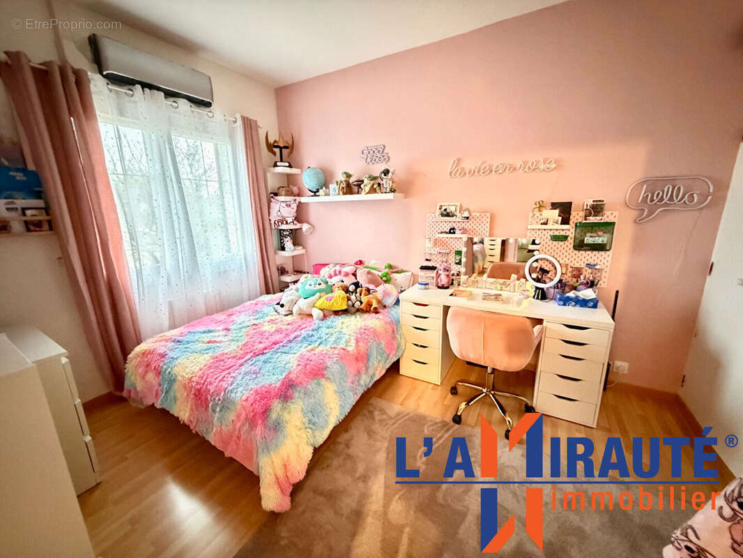 Maison à SARTROUVILLE