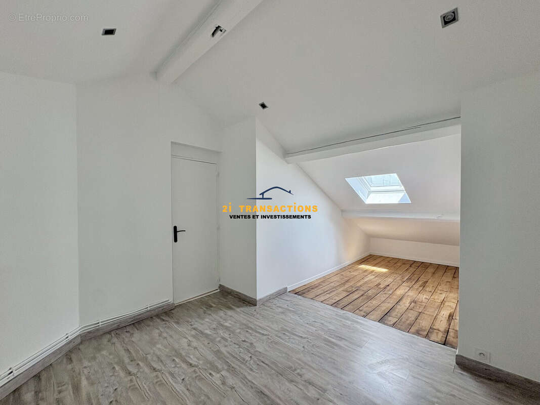 Appartement à SAINT-ETIENNE