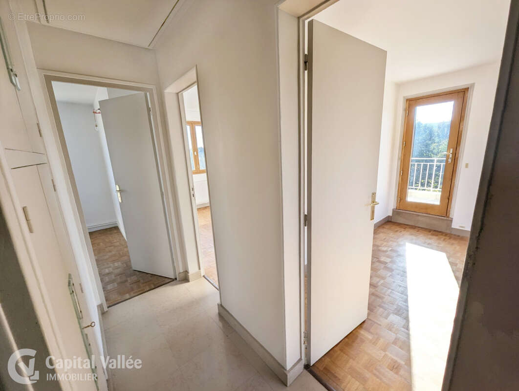 Maison à SAINT-REMY-LES-CHEVREUSE