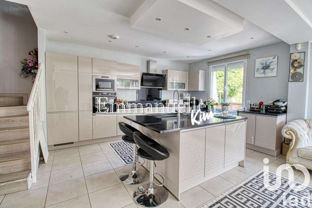 Photo 2 - Maison à ERMONT