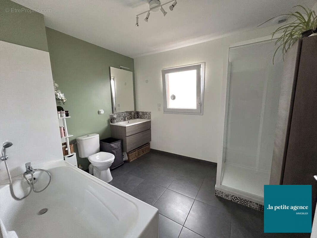 Maison 93 m² à Merville-Franceville-Plage  - photo 8