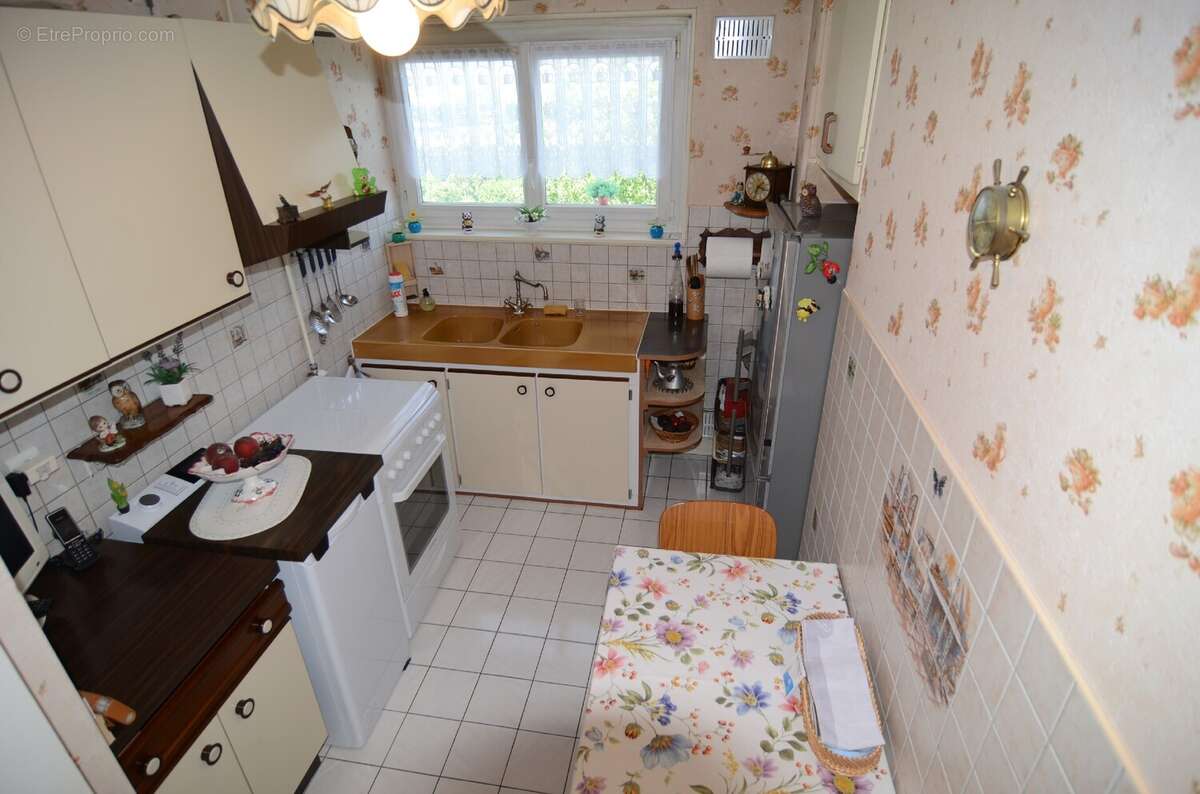 Appartement à PARIS-19E