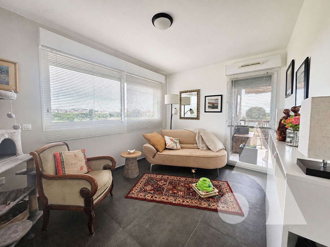 Appartement à FREJUS