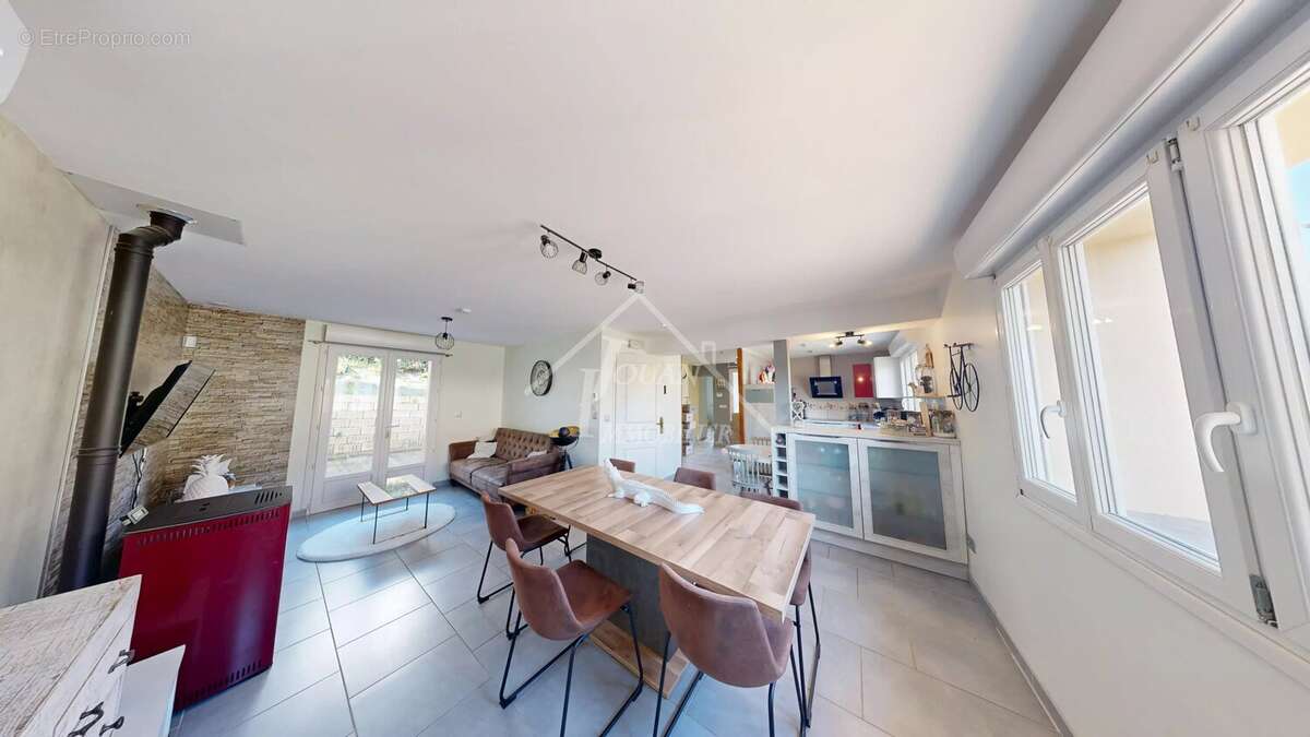 Maison à SAINT-POURCAIN-SUR-SIOULE