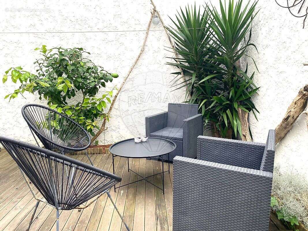 Maison à LES MATHES