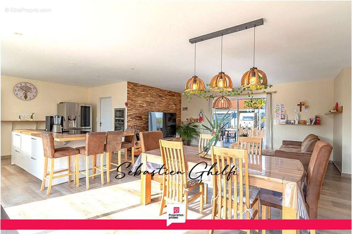 Maison à COUR-CHEVERNY