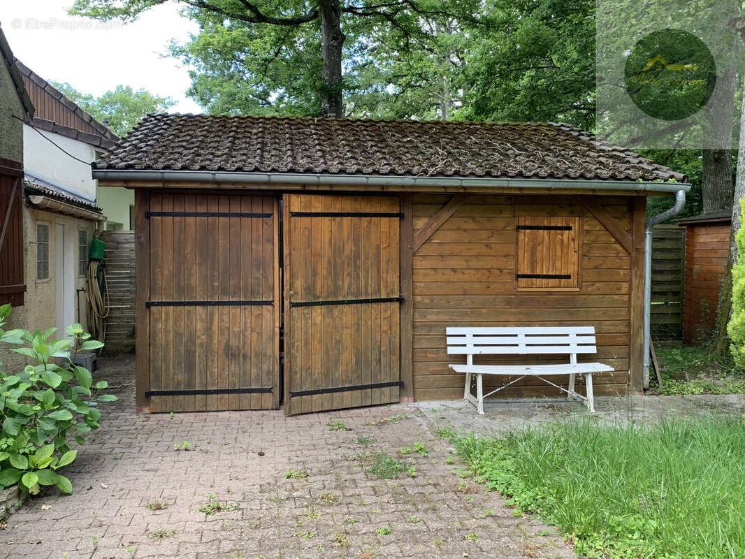 Maison à BAZOCHES-SUR-LE-BETZ
