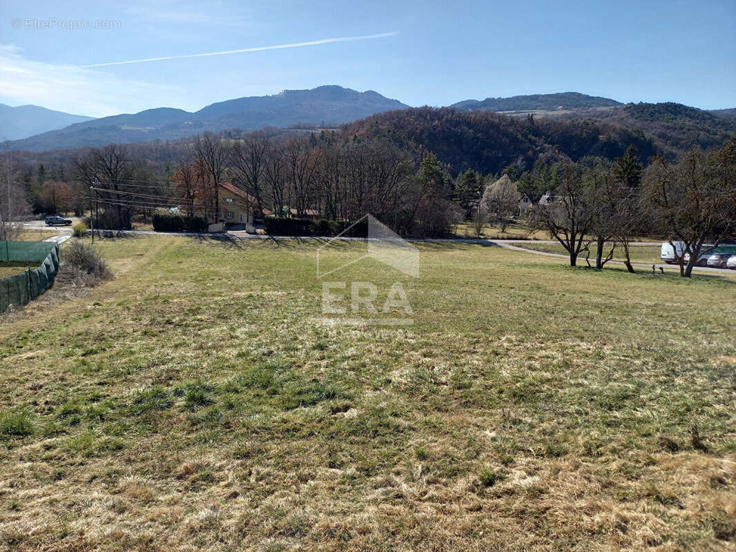 Terrain 753m² à sigoyer - photo 2