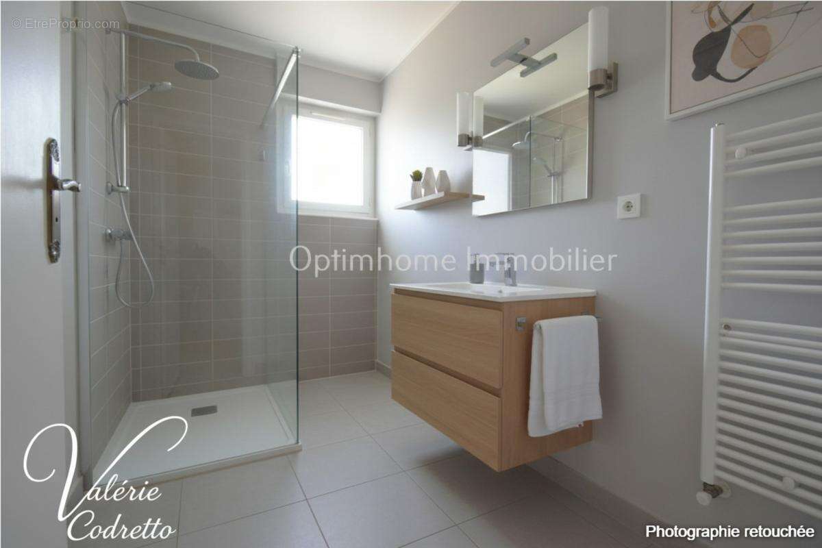 Appartement T3 de 64 m² avec terrasse et loggia – Résidence Le Cap d'Or – Six-Fours-les-Plages – À deux pas de la plage 83140 - photo 12
