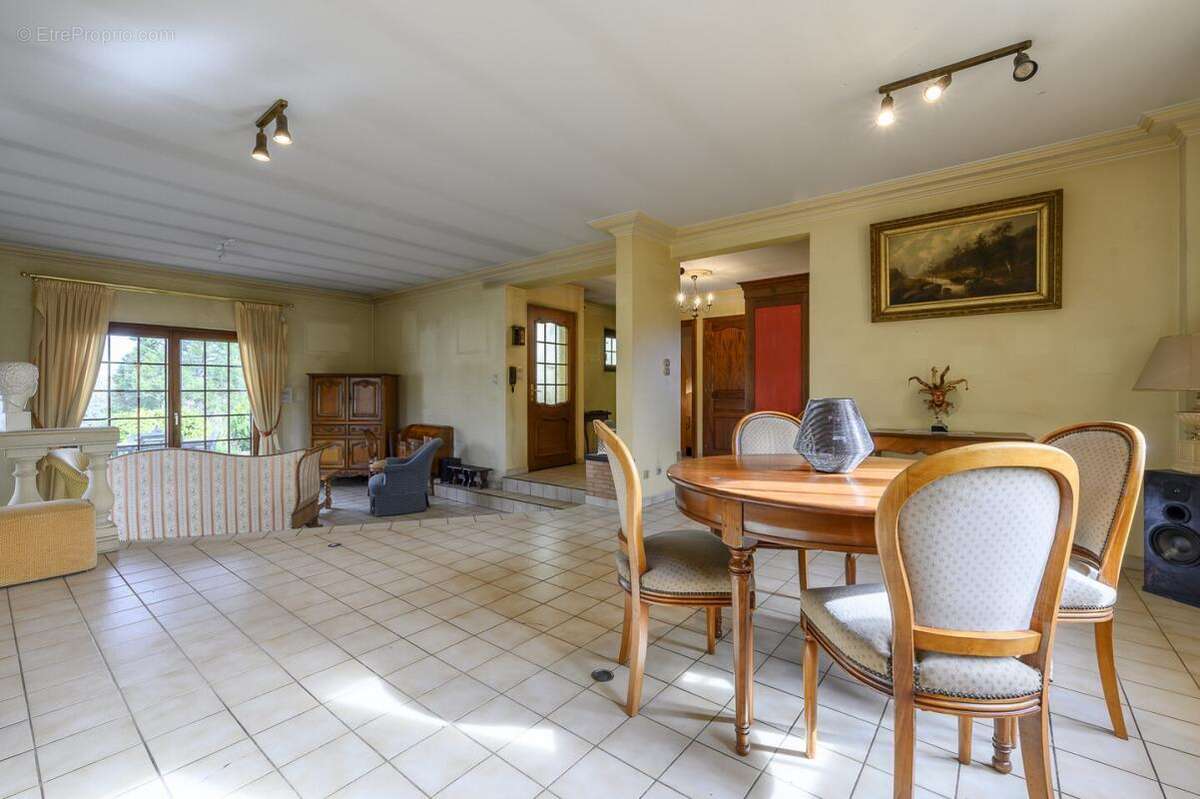 Maison à NEUGARTHEIM-ITTLENHEIM