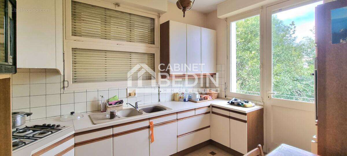 Maison à LE BOUSCAT