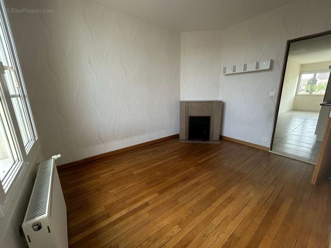 Maison à PONTAULT-COMBAULT