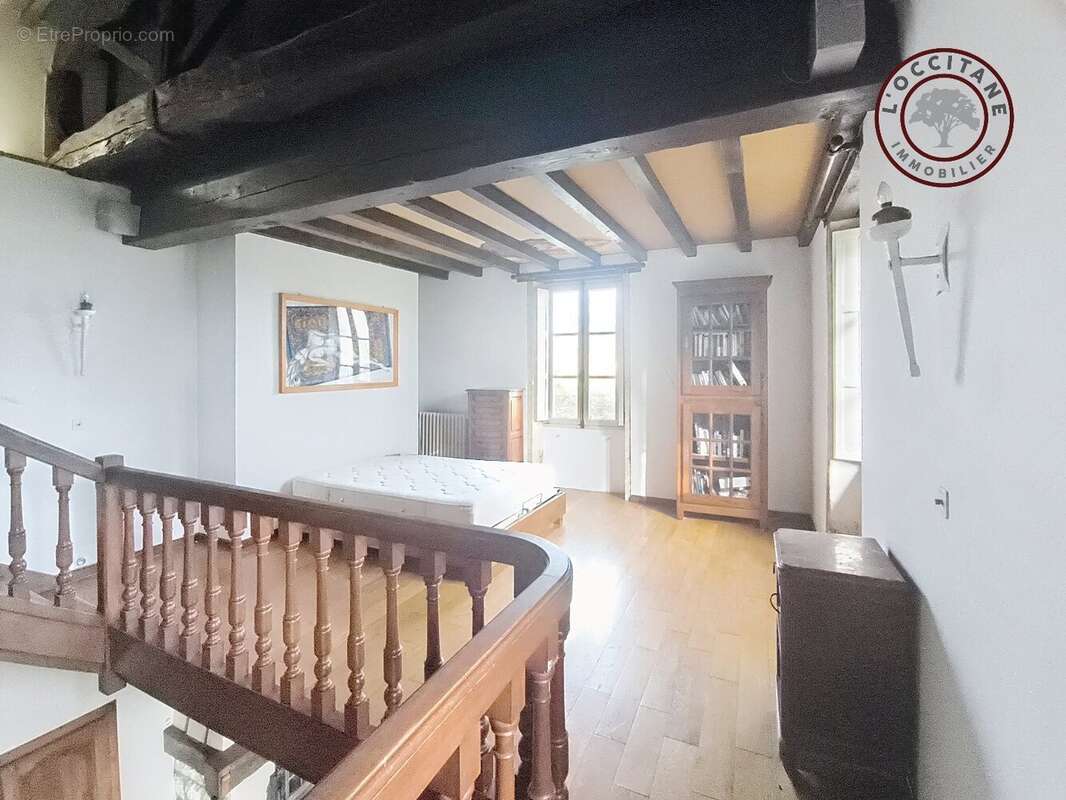 Maison à MAUVEZIN