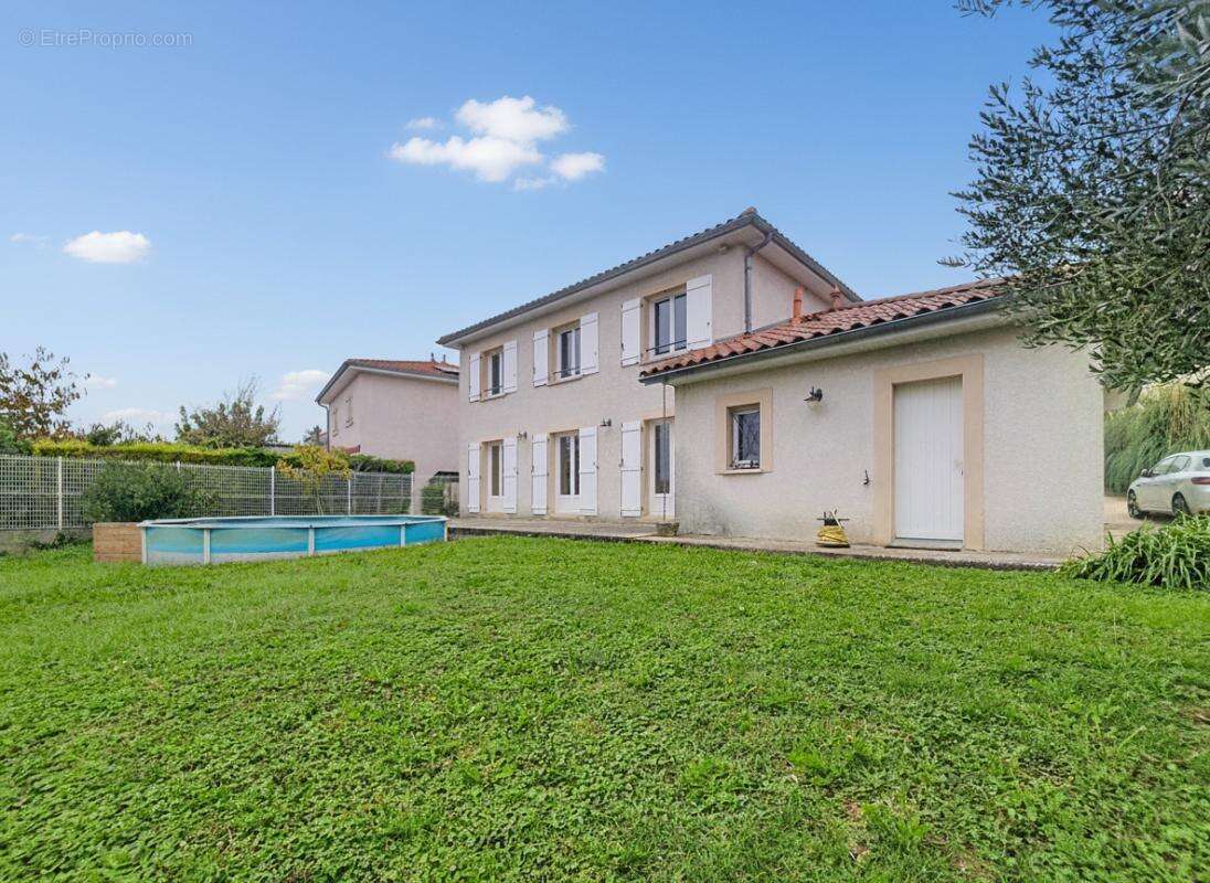 Maison à SIMANDRES