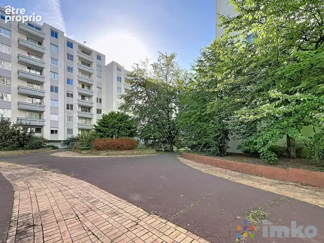 Appartement 2 pièces 54 m² à vendre à La Madeleine (59110) - photo 4