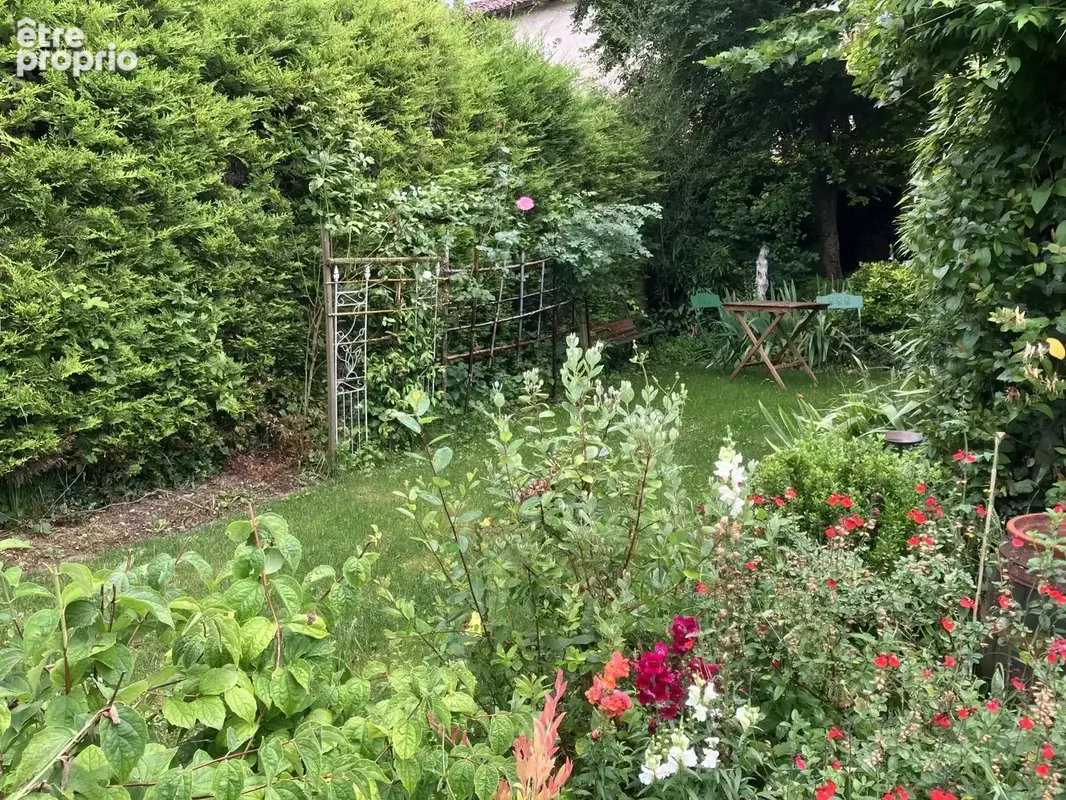 Maison en pierre avec 3 chambres et beaucoup de cachet - photo 9