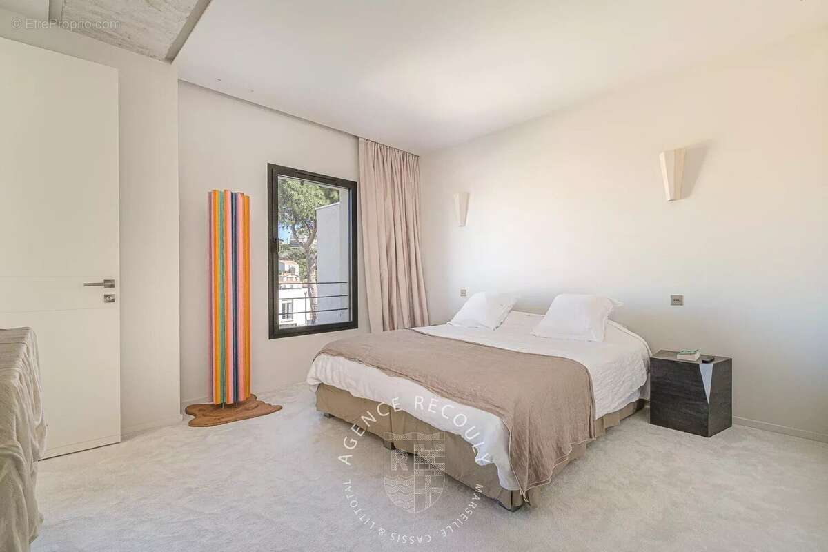 Appartement à MARSEILLE-7E